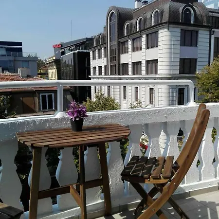 Infinity Blue 1 ブルガス